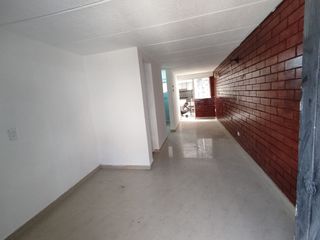 Foto 6 de CASA EN VENTA AURES II C-251