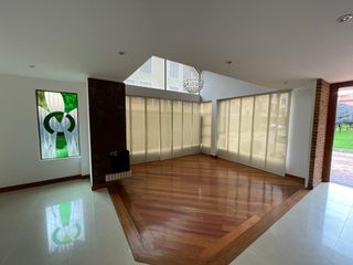 ECONOMICA