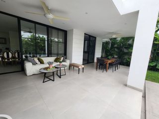 Foto 19 de Isla Mocoli, Alquiler de Hermosa Casa Amoblada con Piscina