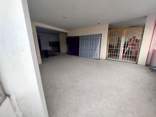 Foto 7 de ALQUILER DE LOCAL CERCA DE COMISARIATO LA TRONCAL