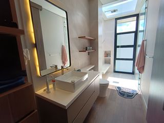 Foto 11 de New, Modern 5 Bedroom Home in Residential Community, Heart of Llanogrande, Rionegro