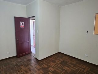 Foto 25 de Se Vende Departamento en 2do Piso Frente a Av Las Américas - La Victoria