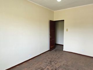 Foto 29 de Se Vende Departamento en 2do Piso Frente a Av Las Américas - La Victoria