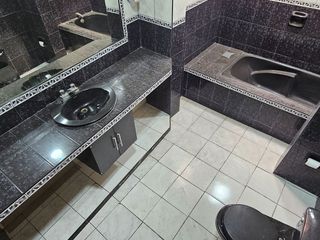 Foto 19 de Se Vende Departamento en 2do Piso Frente a Av Las Américas - La Victoria