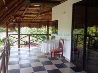 Foto 42 de VENDEMOS HERMOSA FINCA CON ARBOLES FRUTALES Y LAGO.