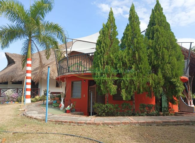 place photo 32