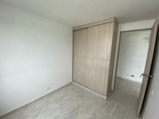 Foto 13 de Venta de apartamento en Conjunto Residencial Alameda Alto