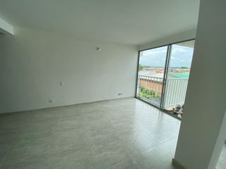 Foto 8 de Venta de apartamento en Conjunto Residencial Alameda Alto
