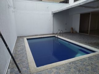 ¡Increíble oportunidad! Hermosa casa en el Ingenio Sur con piscina.