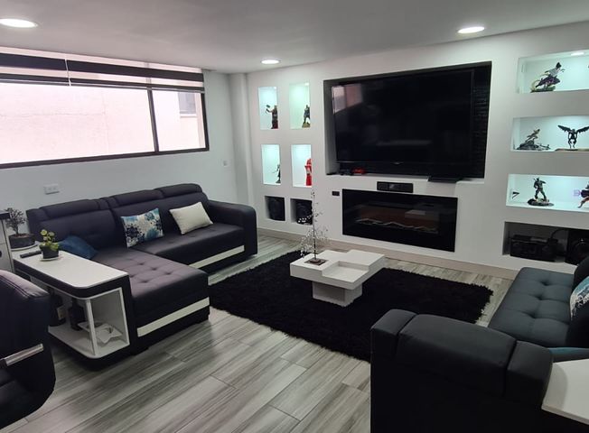 Apartment in Quito, La Pradera, Iñaquito - View 2
