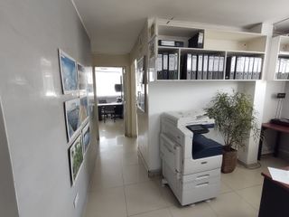 Foto 12 de VENTA DE BODEGAS ALTO IMPACTO Y EDIFICIO DE OFICINAS - AVE. ELOY ALFARO CERCA BUSES CARCELEN