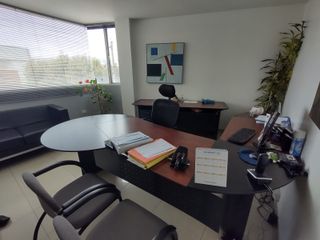 Foto 15 de VENTA DE BODEGAS ALTO IMPACTO Y EDIFICIO DE OFICINAS - AVE. ELOY ALFARO CERCA BUSES CARCELEN