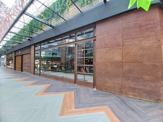 Foto 4 de LOCAL COMERCIAL EN VENTA, CC SANTA FE BOGOTÁ.