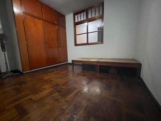 Foto 7 de Venta de casa en URB INgeniería ,SMP de 2 pisos en excelente estado