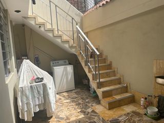 Foto 10 de Venta de casa en URB INgeniería ,SMP de 2 pisos en excelente estado