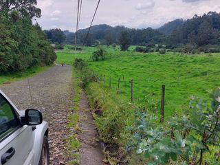 Foto 10 de HACIENDA GANADERA PLANA CERCA DE SANGOLQUI