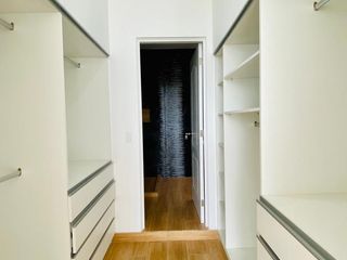 Foto 7 de LINDA CASA EN VENTA URB. MIRAFLORES CONTRY CLUB-FRENTE A PARQUE