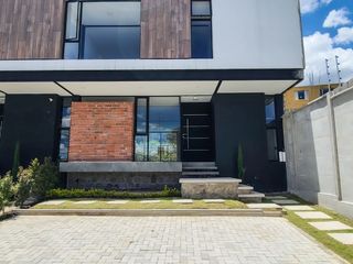 Casa en Venta - Sector Armenia