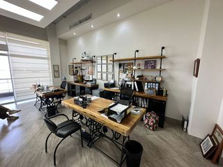 Foto 2 de Oficina de venta en Puerto Santa Ana