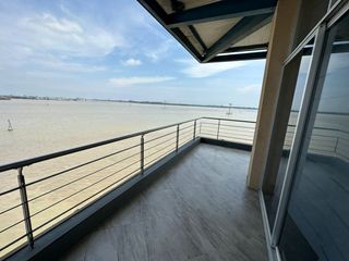 Foto 13 de Oficina de venta en Puerto Santa Ana