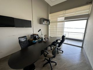 Foto 5 de Oficina de venta en Puerto Santa Ana