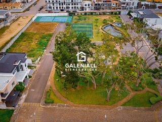 Foto 4 de Este Terreno en Urb. Vilaggo está GRITANDO que le Construyan una Casa!! Machala