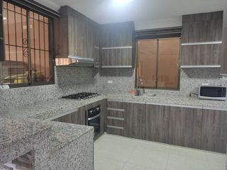 Foto 1 de Casa Amoblada en Alquiler en La Joye Etapa Rubi, 4 Habitaciones, 3 Baños, Piscina, Seguridad.