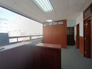 Foto 5 de Venta de Oficina en el centro de Centro de Guayaquil