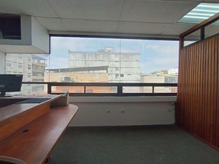 Foto 3 de Venta de Oficina en el centro de Centro de Guayaquil