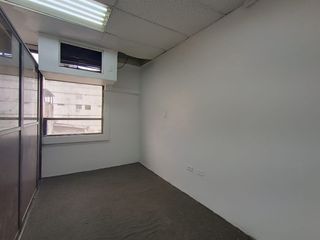 Foto 10 de Venta de Oficina en el centro de Centro de Guayaquil