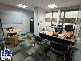 ALQUILO OFICINA AMOBLADA - 215  m2 - CENTRO EMPRESARIAL REAL SAN ISIDRO