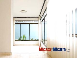 Foto 2 de Casa en Venta Pontevedra Bogota