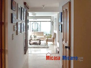 Foto 3 de Casa en Venta Pontevedra Bogota