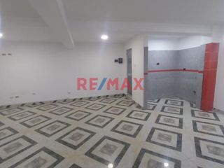 ¡Alquila Ahora Este Local Comercial De 70 M² En Una Zona Concurrida Y Transitada!