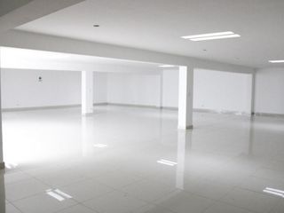 Foto 3 de OFICINA ADMINISTRATIVA EN ALQUILER DE 293m2 EN AV. REPUBLICA DE PANAMA- SAN ISIDRO