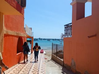 Foto 4 de VENTA DE CASA DE DOS PISOS EN PLAYA YACILA