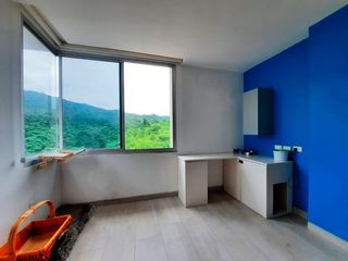 En Venta Departamento, Urb. Bosques de Los Ceibos