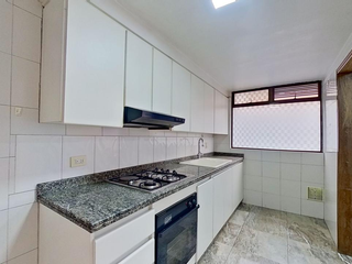 VENTA APARTAMENTO en SANTA BARBARA OCCIDENTAL, cerca a CC Hacienda Santa Barbara, CC Unicentro, Cll 116, Cll 127, Cra 7, Cra 9, Cra 19 y Autopista Norte, excelente ubicacion y precio!