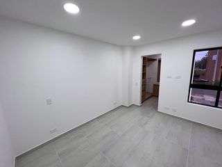 HERMOSA CASA EN VENTA SECTOR  BARRO BLANCO , RIONEGRO