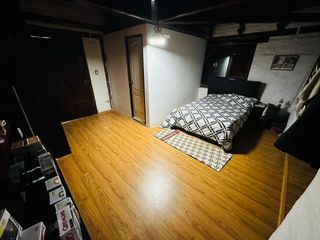 Foto 14 de Casa Esquinera de Lujo, de 240 m2, en Granda Centeno con Piscina y Consultorio