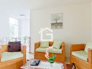 Foto 10 de Casa Amoblada en Alquiler en Urbanización Ciudad del Sol, Machala