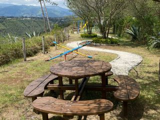 Vendo Terreno, Tumbaco sector Hilacril