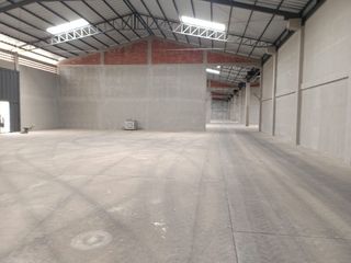 Foto 2 de Bodega- Galpón de alquiler en Durán, Frente a la Vía Durán Tambo, 756 m2