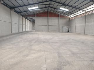 Foto 7 de Bodega- Galpón de alquiler en Durán, Frente a la Vía Durán Tambo, 756 m2