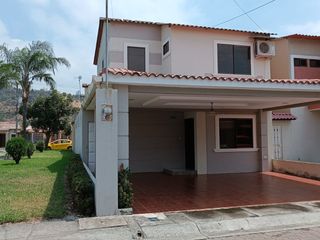 VENTA CASA LA JOYA SECTOR AURORA GUAYAQUIL 3 DORMITORIOS ESQUINERA