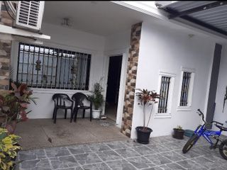 Se vende amplia propiedad Orquideas norte Guayaquil