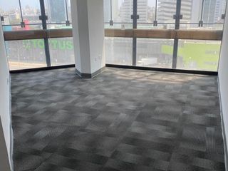 Foto 3 de ALQUILO OFICINAS EN EL CENTRO FINANCIERO DE SAN ISIDRO