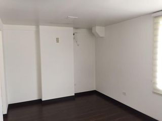 Venta Departamento Dúplex, Sector La Mariscal