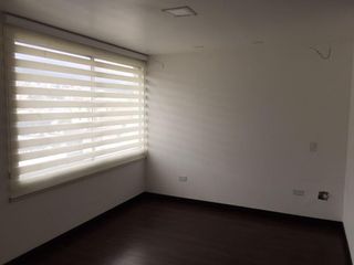 Venta Departamento Dúplex, Sector La Mariscal