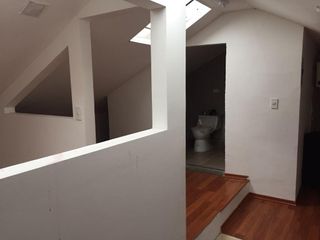 Venta Departamento Dúplex, Sector La Mariscal